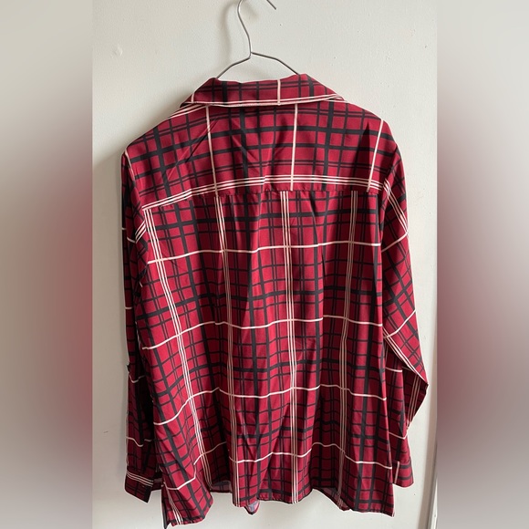 NWT: (NY Collection) burgundy striped button up shirt with tags. - Picture 4 of 6